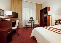 Trixx - oświetlenie hotelowe - hotel lighting - usługi FF&E - lampy hotelowe